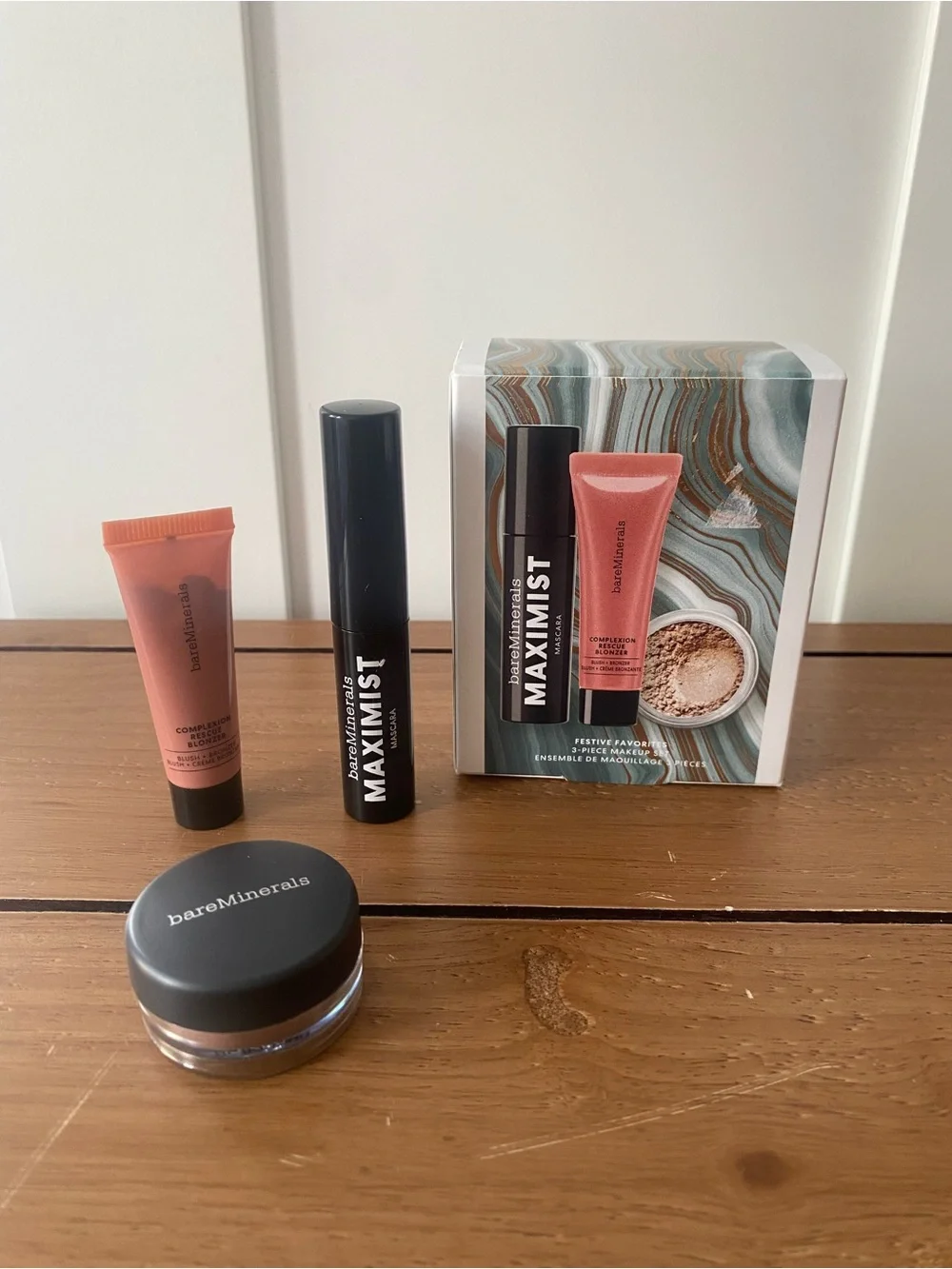 New bareMinerals Festive Favorites 3-Piece Makeup Set – Mascara Blonzer Eyeshado
